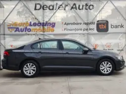 
										VOLKSWAGEN PASSAT full									