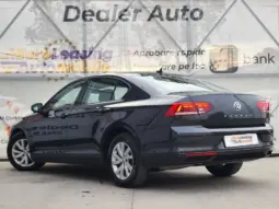 
										VOLKSWAGEN PASSAT full									
