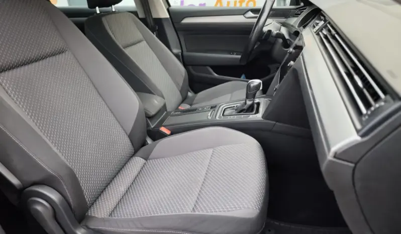 
								VOLKSWAGEN PASSAT full									