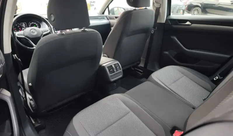 
								VOLKSWAGEN PASSAT full									