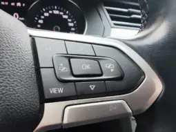 
										VOLKSWAGEN PASSAT full									