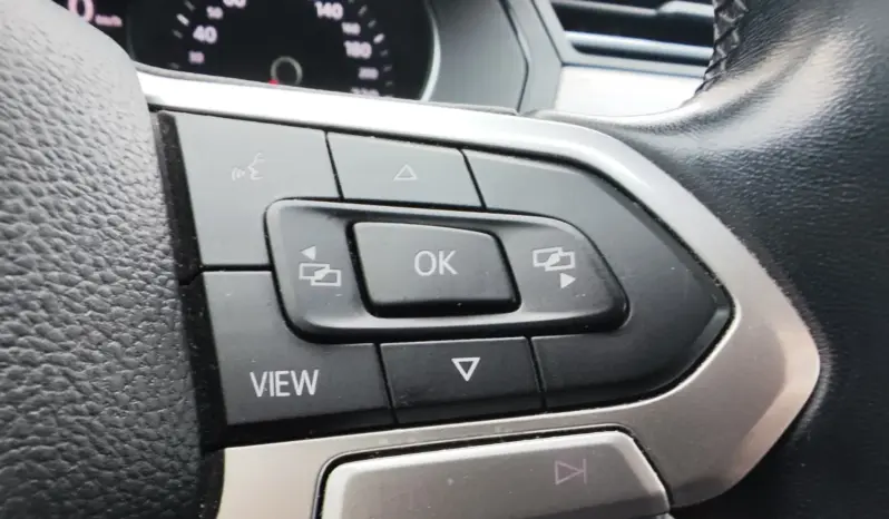 
								VOLKSWAGEN PASSAT full									