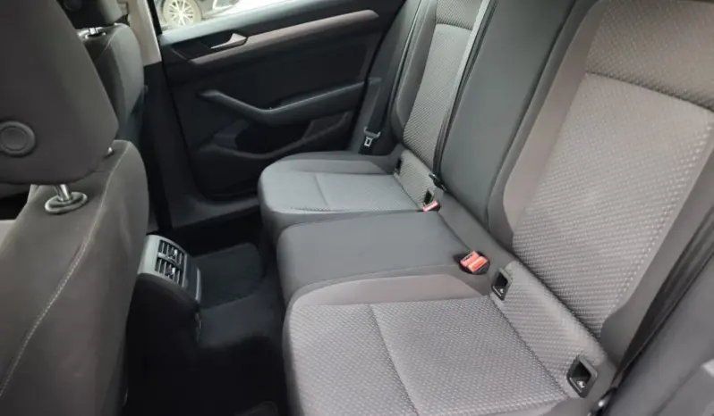 
								VOLKSWAGEN PASSAT full									