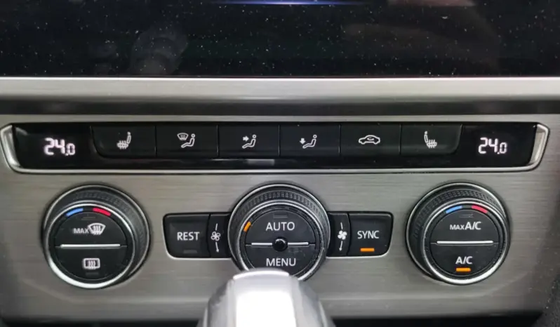 
								VOLKSWAGEN PASSAT full									