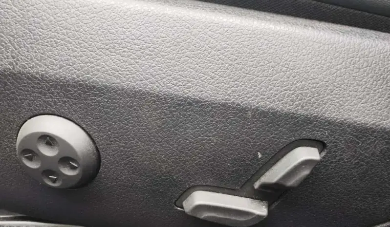 
								MERCEDES BENZ C full									