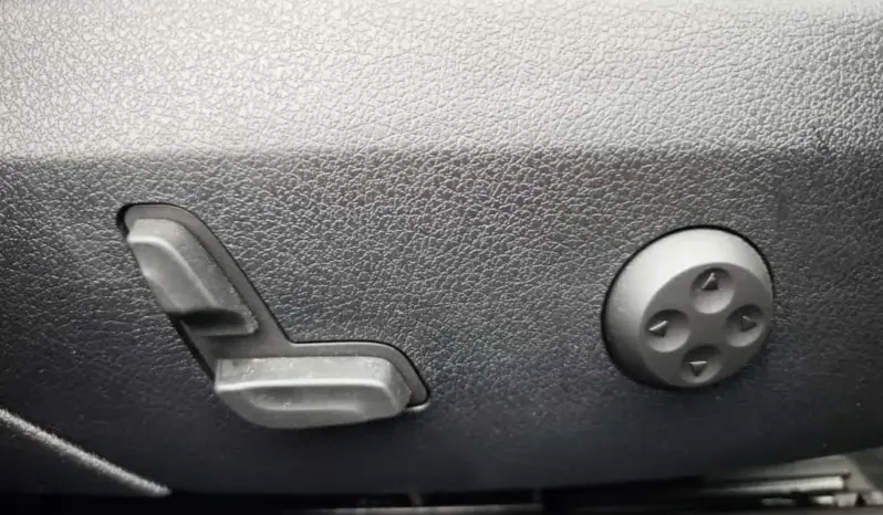 
								MERCEDES BENZ C full									