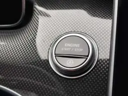 
										MERCEDES BENZ C full									