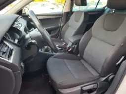 
										SKODA OCTAVIA full									