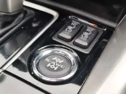 
										MITSUBISHI ECLIPSE CROSS full									