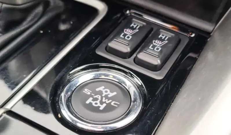 
								MITSUBISHI ECLIPSE CROSS full									