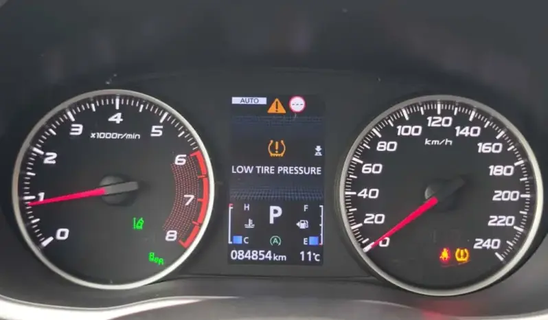 
								MITSUBISHI ECLIPSE CROSS full									