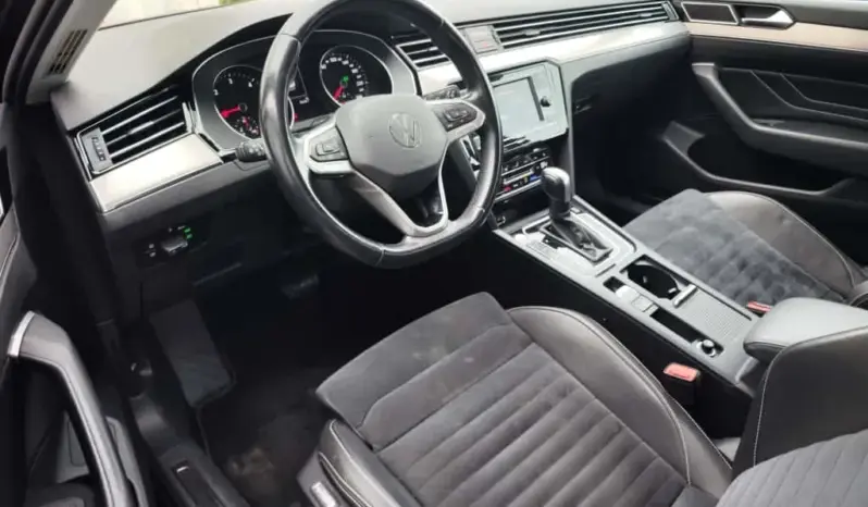 
								VOLKSWAGEN PASSAT full									