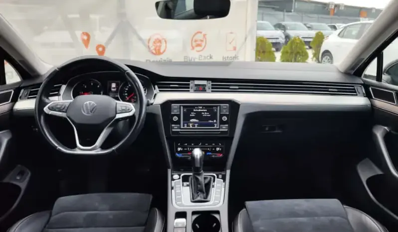 
								VOLKSWAGEN PASSAT full									