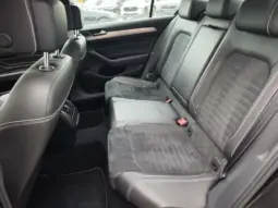 
										VOLKSWAGEN PASSAT full									