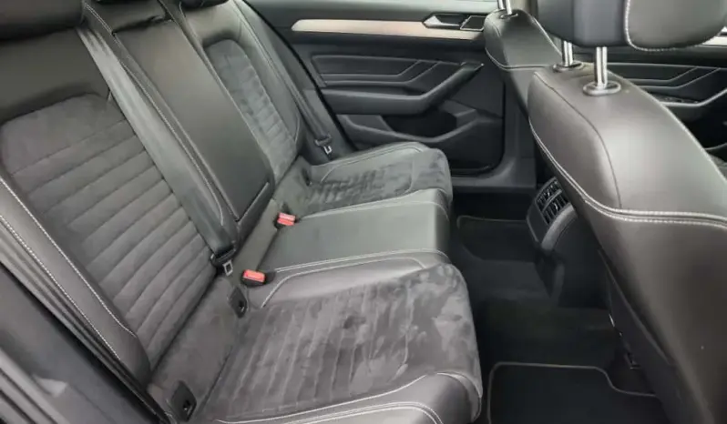 
								VOLKSWAGEN PASSAT full									