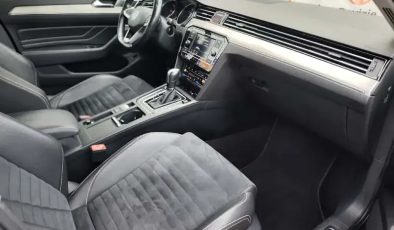 
								VOLKSWAGEN PASSAT full									