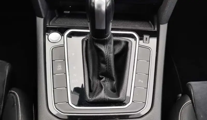 
								VOLKSWAGEN PASSAT full									