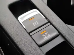 
										VOLKSWAGEN PASSAT full									