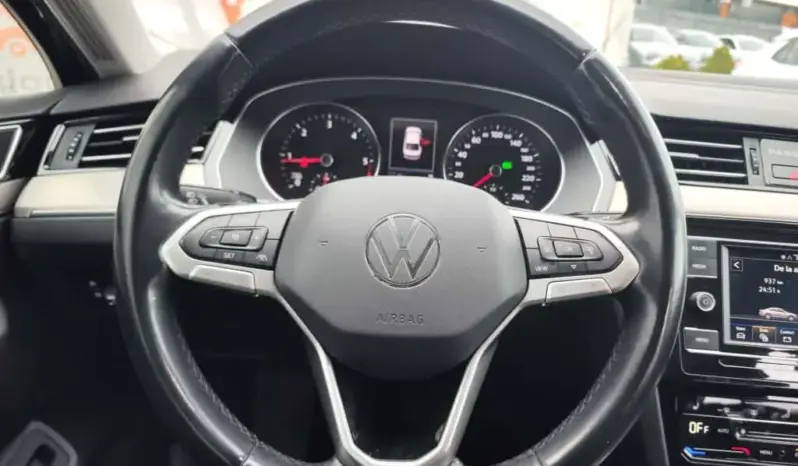 
								VOLKSWAGEN PASSAT full									