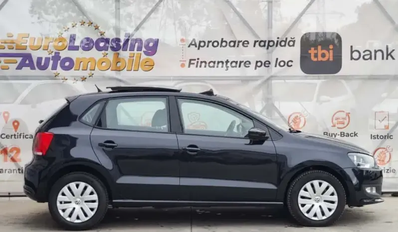 
								VOLKSWAGEN POLO full									