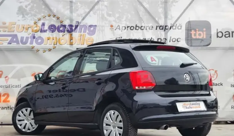 
								VOLKSWAGEN POLO full									