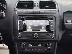 
										VOLKSWAGEN POLO full									