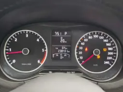 
										VOLKSWAGEN POLO full									