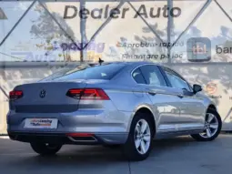 
										VOLKSWAGEN PASSAT full									