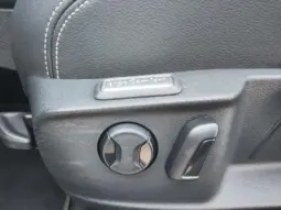 
										VOLKSWAGEN PASSAT full									