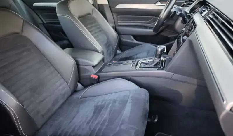 
								VOLKSWAGEN PASSAT full									