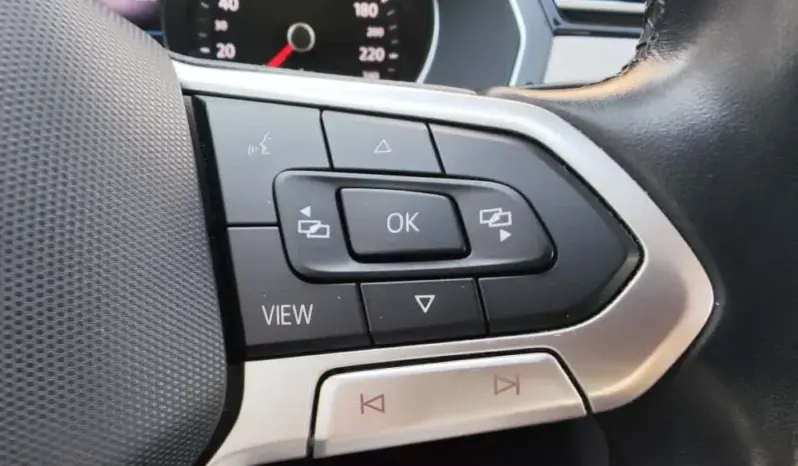 
								VOLKSWAGEN PASSAT full									