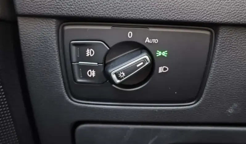 
								VOLKSWAGEN PASSAT full									