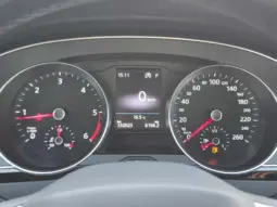 
										VOLKSWAGEN PASSAT full									