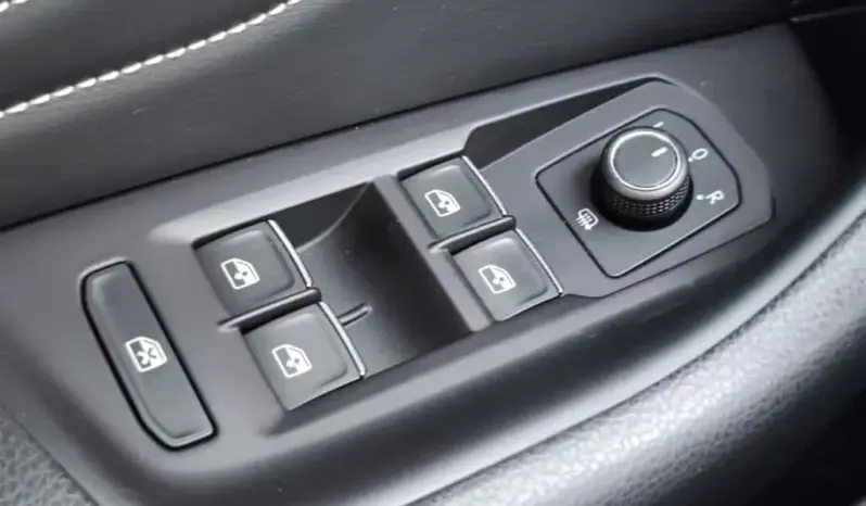 
								VOLKSWAGEN PASSAT full									