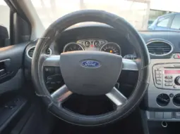 
										FORD FOCUS full									