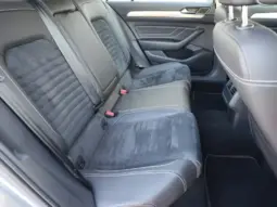 
										VOLKSWAGEN PASSAT full									