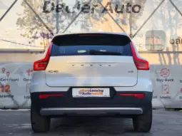 
										VOLVO XC 40 full									