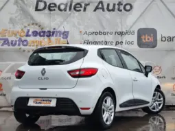 
										RENAULT CLIO full									