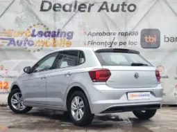 
										VOLKSWAGEN POLO full									