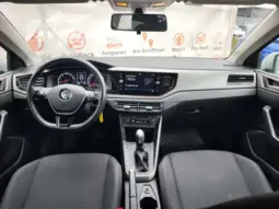 
										VOLKSWAGEN POLO full									