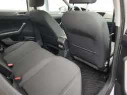 
										VOLKSWAGEN POLO full									