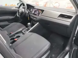 
										VOLKSWAGEN POLO full									