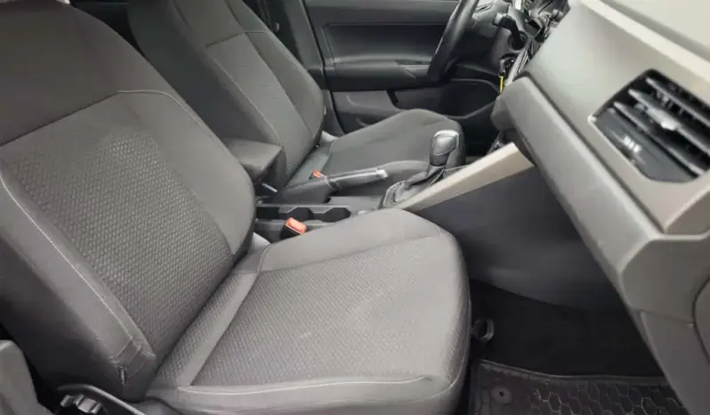 
								VOLKSWAGEN POLO full									