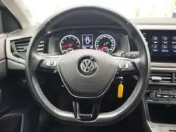 
										VOLKSWAGEN POLO full									