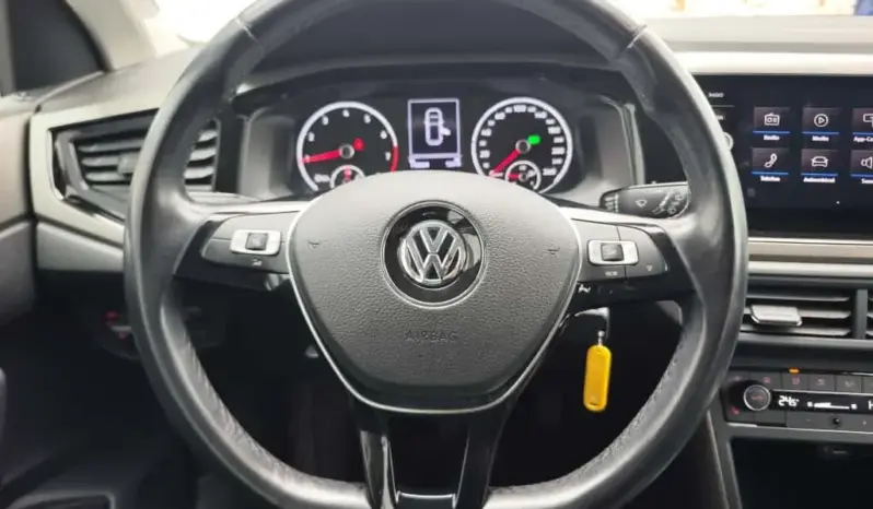
								VOLKSWAGEN POLO full									