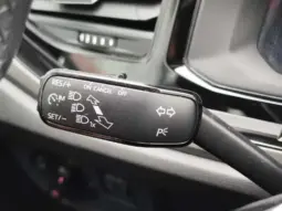 
										VOLKSWAGEN POLO full									