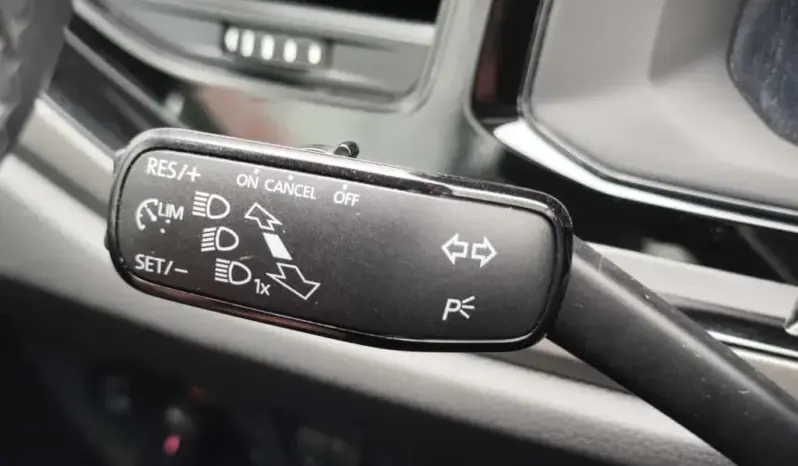 
								VOLKSWAGEN POLO full									