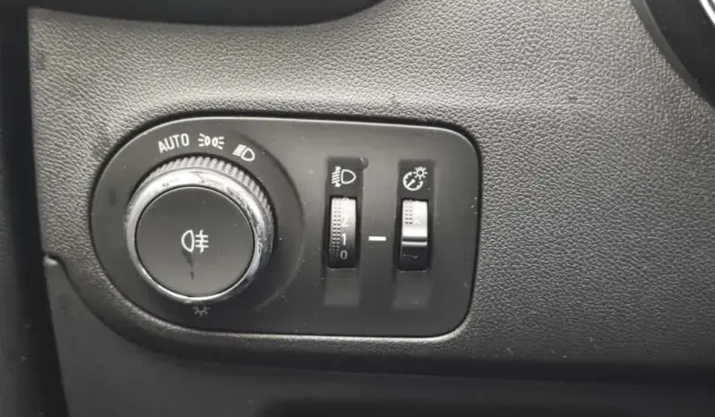 
								OPEL CROSSLAND X full									