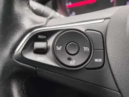 
										OPEL CROSSLAND X full									