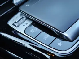 
										MERCEDES BENZ CLA full									